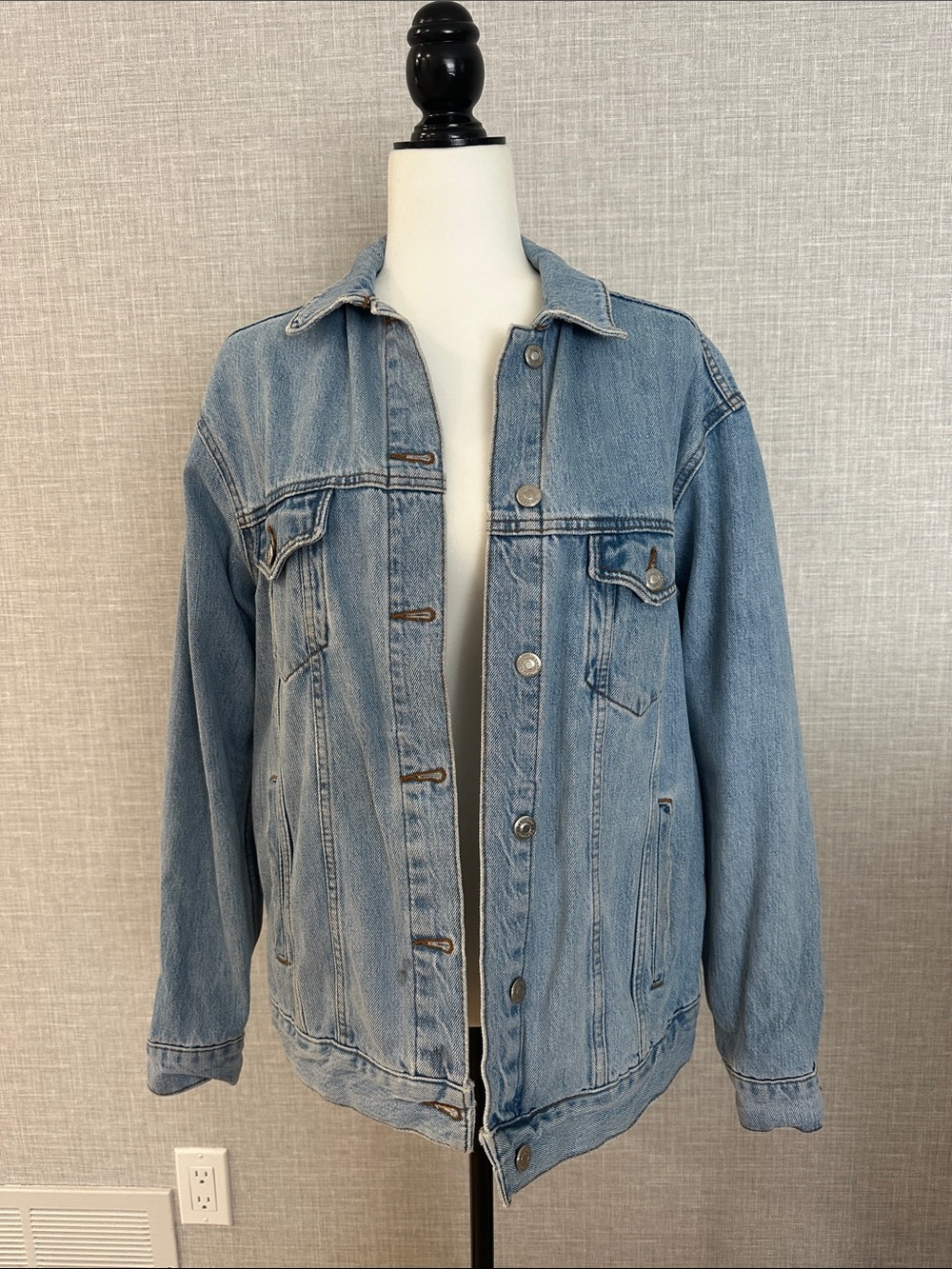 Oversize denim jacket